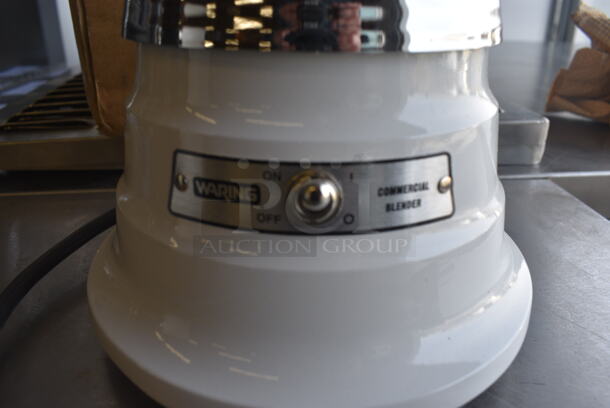 BRAND NEW SCRATCH AND DENT! Waring Model 51BL32 Metal Commercial Countertop Blender Base w/ Glass Pitcher. Does Not Have Lid. 120 Volts, 1 Phase. 7x7x15. Tested and Working! - Image 3 of 8