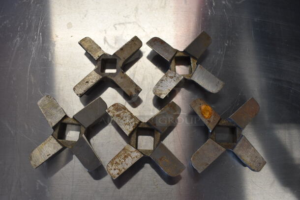 5 Metal Meat Grinder Knives. 3x3x0.5. 5 Times Your Bid! - Image 3 of 5