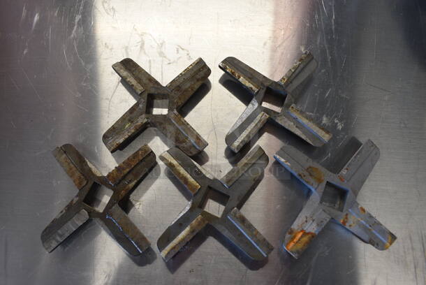 5 Metal Meat Grinder Knives. 3.5x3.5x0.5. 5 Times Your Bid! - Image 3 of 5