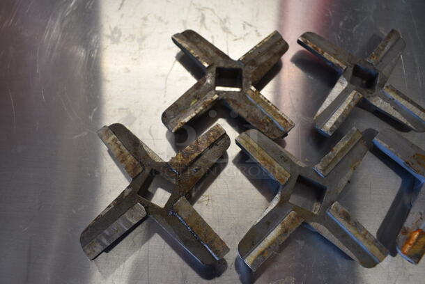 5 Metal Meat Grinder Knives. 3.5x3.5x0.5. 5 Times Your Bid! - Image 5 of 5