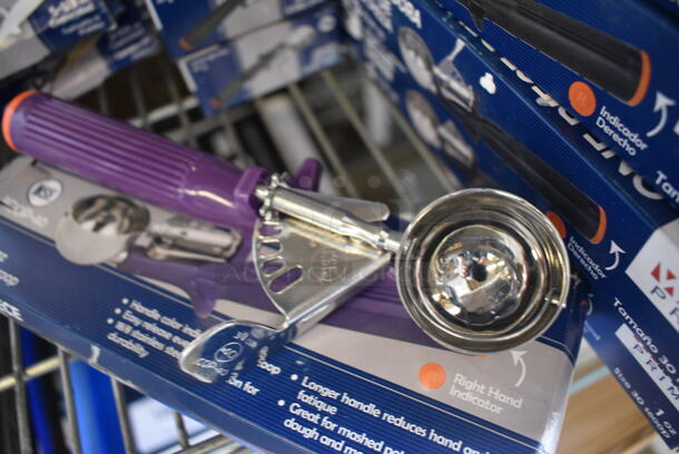 4 BRAND NEW IN BOX! Winco Stainless Steel Scoops. 8.5". 4 Times Your Bid! - Image 3 of 4