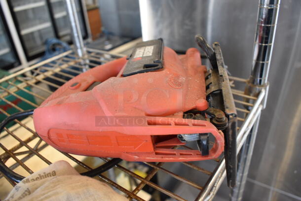 Black & Decker Model JS515 Electric Powered Sander. 120 Volts, 1 Phase. 9x4x9. Tested and Working! - Image 4 of 5