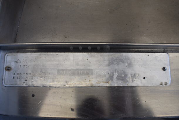 GREAT! Keating Model 14AA Stainless Steel Commercial Floor Style Gas Powered Deep Fat Fryer. 109,000 BTU. 15.5x29x46 - Image 5 of 7