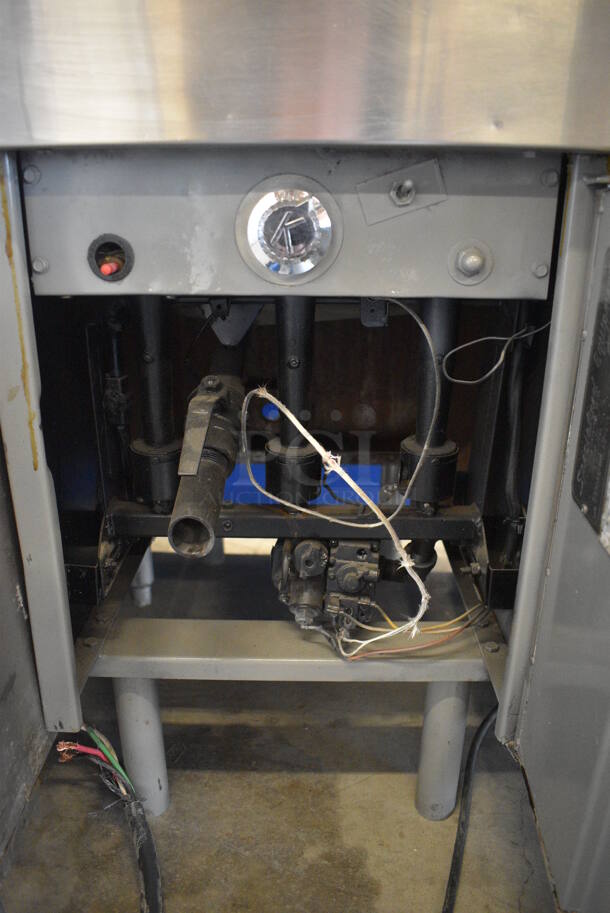 GREAT! Keating Model 14AA Stainless Steel Commercial Floor Style Gas Powered Deep Fat Fryer. 109,000 BTU. 15.5x29x46 - Image 7 of 7