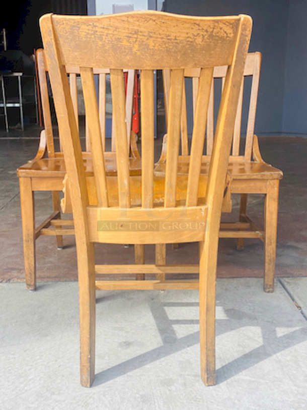 BEAUTIFUL! Solid Wood Vertical Slat Chairs with Rounded Back. 

17x16x35

3x Your Bid
 - Image 4 of 6