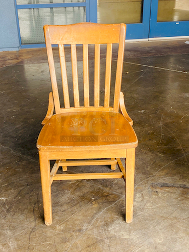 BEAUTIFUL! Solid Wood Vertical Slat Chairs with Rounded Back. 

17x16x35

2x Your Bid
 - Image 2 of 5