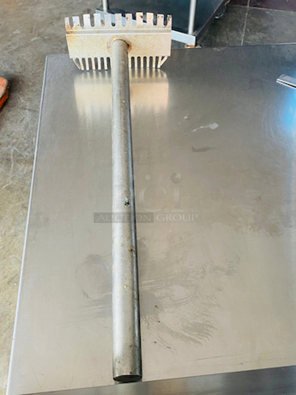 NICE! Stainless Steel Grill Cleaner.

25x8 - Image 3 of 3