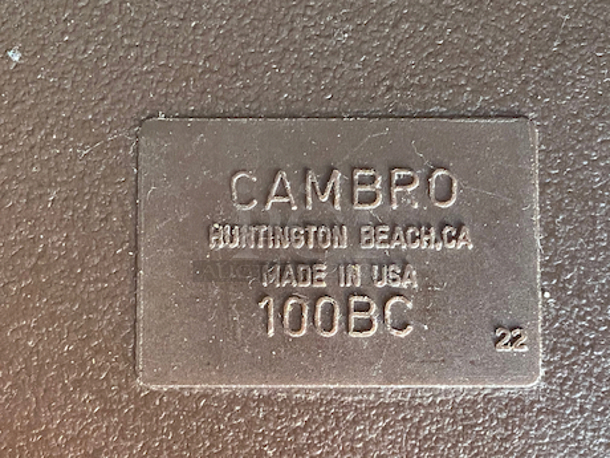 SWEET! Set Of 5 Cambro 100BC-131 - Booster Seats. 

Material: Polyethylene
Height	11.25"
Length	8.13"
Weight	2.54 lbs.
Width	11.63"

5x Your Bid - Image 8 of 8