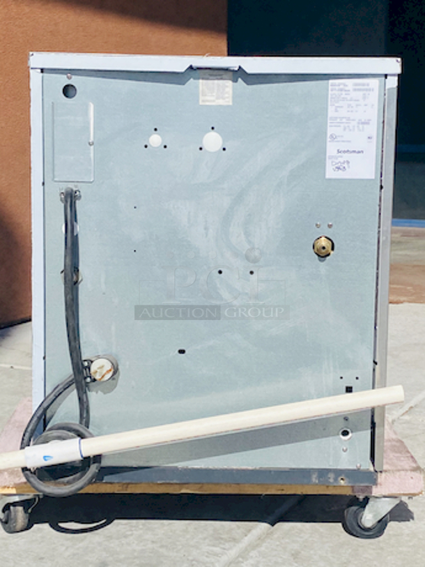 NUGGETS STYLE ICE! Scotsman N0922W-32B 1094 Lb Nugget Ice Machine - Water Cooled, Prodigy Series Ice Maker. removed From Raising Cane's Nugget style ice Water-cooled, self-contained condenser Up to 1094 lb production/24 hours Stainless steel finish 208-230 volts, 60 Hz, 1-phase, 17.9 amps UL, NSF, CE 22.9” x 24” x 27”	 - Image 3 of 8