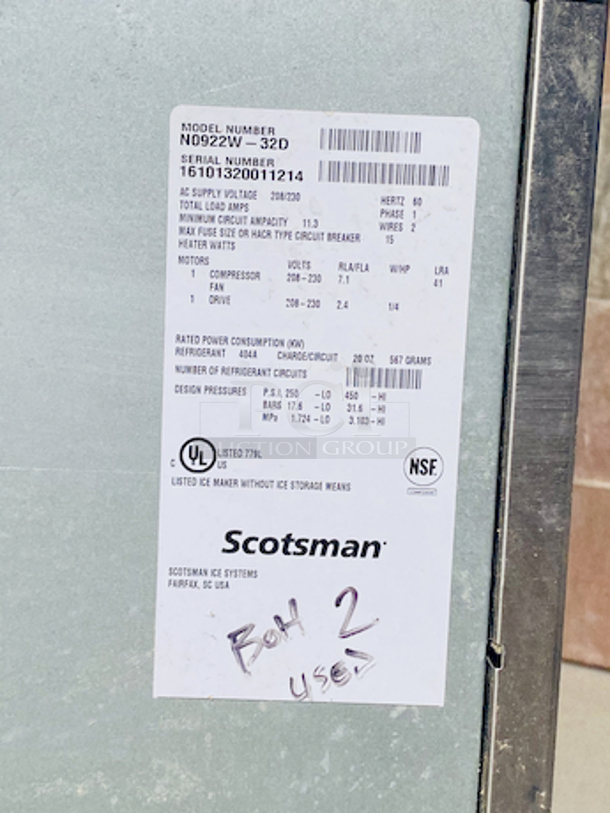 NUGGETS STYLE ICE! Scotsman N0922W-32A 1094 Lb Nugget Ice Machine - Water Cooled, Prodigy Series Ice Maker. removed From Raising Cane's Nugget style ice Water-cooled, self-contained condenser Up to 1094 lb production/24 hours Stainless steel finish 208-230 volts, 60 Hz, 1-phase, 17.9 amps UL, NSF, CE 22.9” x 24” x 27”

Missing Face cover.	 - Image 6 of 10