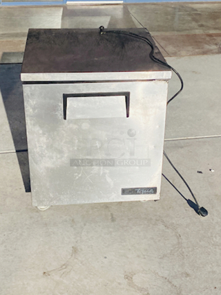 PARTS! True TUC-27F-HC 27 5/8" W Undercounter Freezer w/ (1) Section & (1) Left Hinge Door, 115v  
Self-contained, capillary tube system uses environmentally friendly R290 hydrocarbon refrigerant
Dimensions & Utilities

279⁄16 in. W x 311⁄16 in. D x 3515⁄16 in. H
2.3 A, 1⁄4 HP
115 V/60 Hz/1 ph, 7-ft. cord with a NEMA 5-15P plug
