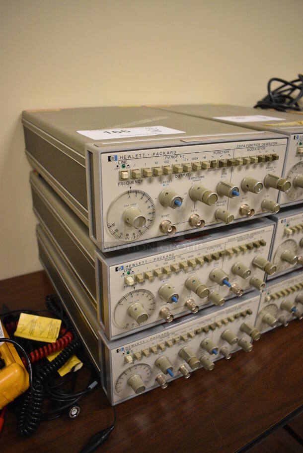 3 Hewlett Packard HP Model 3312A Function Generator. 8.5x14x4. 3 Times Your Bid! (Midtown 2: Room 105) - Image 4 of 5