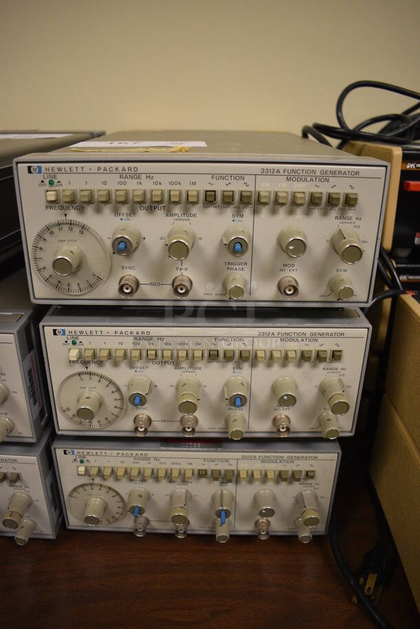 3 Hewlett Packard HP Model 3312A Function Generator. 8.5x14x4. 3 Times Your Bid! (Midtown 2: Room 105)