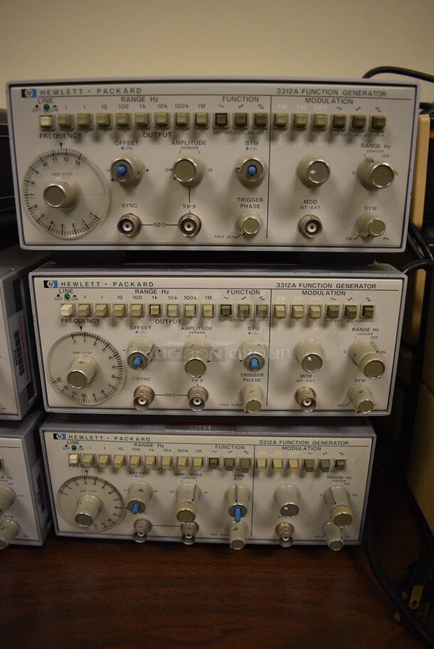 3 Hewlett Packard HP Model 3312A Function Generator. 8.5x14x4. 3 Times Your Bid! (Midtown 2: Room 105) - Image 2 of 5