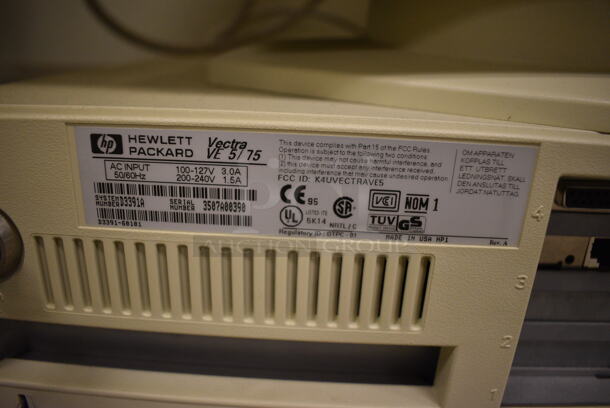 Dell Trinitron 16" Computer Monitor on Hewlett Packard Vectra Computer Tower. 17x17x21.5. (Midtown 2: Room 105) - Image 5 of 7