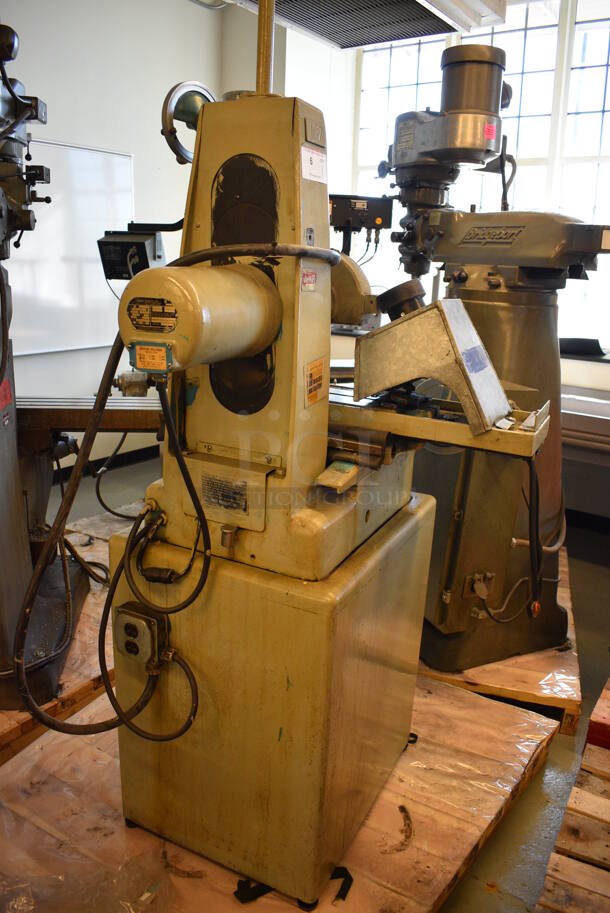 SWEET! Harig Super 612 Metal Commercial Floor Style Horizontal Surface Grinder Machine w/ Electromatic Magnetic Chuck Control. 208 Volts, 3 Phase. 43x37x77 (Midtown 1: Room 122) - Image 5 of 12