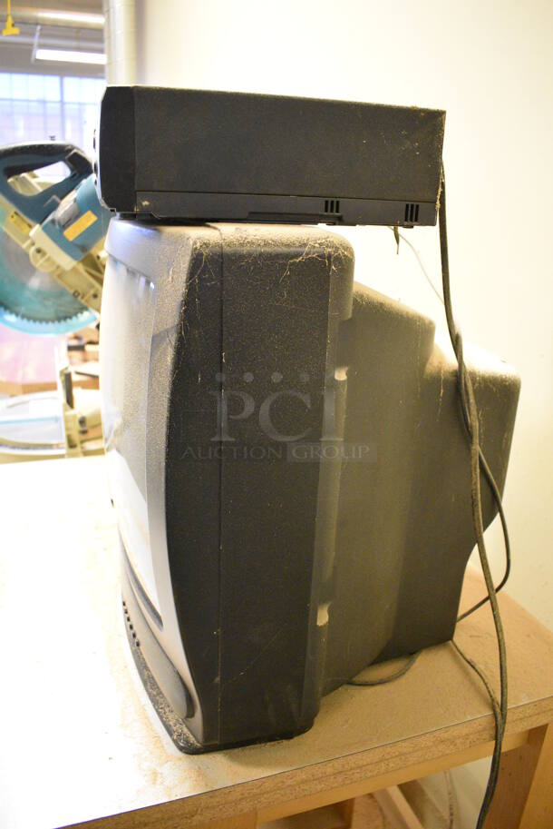 RCA Television and Allegro VHS Player. 20x13x19, 14x10.5x4. (Midtown 2: Room 130) - Image 4 of 6