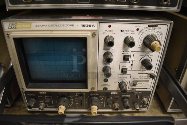 2 BK Precision Model 1535A Metal 35MHz Oscilloscopes. 110-120/220-240 Volts. 11x16x8. 2 Times Your Bid! (Midtown 2: Room 105) - Image 3 of 6