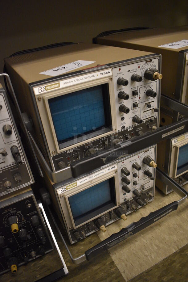 2 BK Precision Model 1535A Metal 35MHz Oscilloscopes. 110-120/220-240 Volts. 11x16x8. 2 Times Your Bid! (Midtown 2: Room 105) - Image 5 of 6