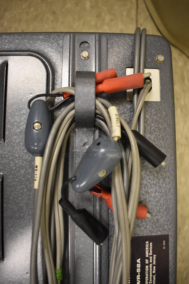 WR-52A Metal Stereo FM Signal Simulator. 13.5x7.5x10.5. (Midtown 2: Room 105) - Image 8 of 8