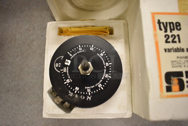 2 Staco 221 Variable Autotransformer. 2 Times Your Bid! (Midtown 2: Room 105) - Image 2 of 4