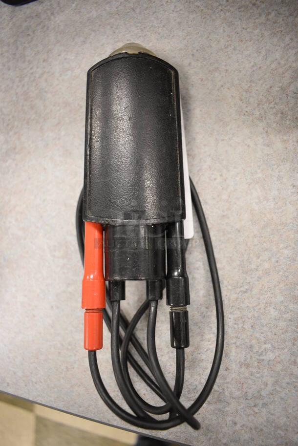 Wiggy VT-1 Voltage Tester. 7x2.5x2.5. (Midtown 2: Room 105) - Image 2 of 5
