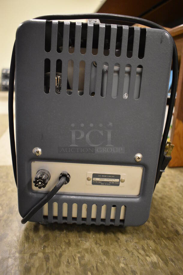 3 Hewlett Packard HP Model 200CE Metal Wide Range Oscillator. 7x13x11. 3 Times Your Bid! (Midtown 2: Room 105) - Image 5 of 7