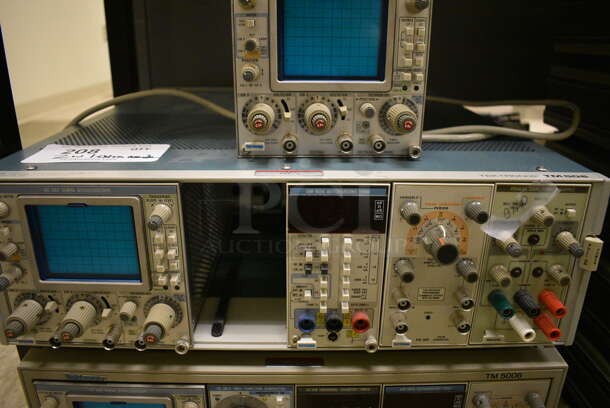 2 Tektronix Model TM5006 Unit w/ SC502 15MHz Oscilloscope, Function Generator, Universal Counter Timer, DM 502A Autoranging DMM. Comes w/ Extra SC502 15MHz Oscilloscope. 17x19x6. 2 Times Your Bid! (Midtown 2: Room 105) - Image 5 of 8