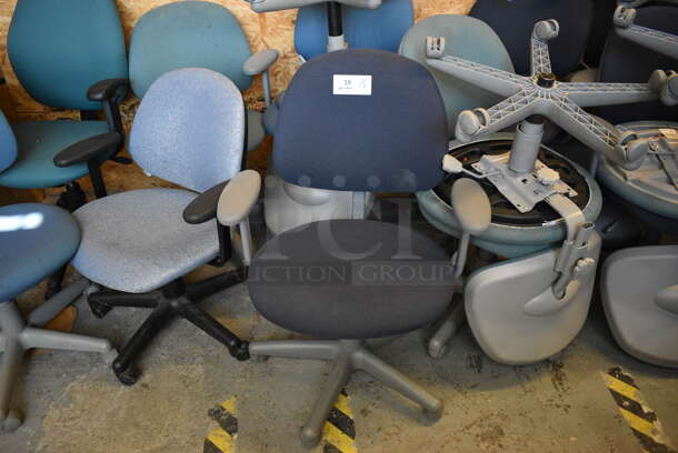 17 Various Office Chairs on Casters. Includes 27x22x36. 17 Times Your Bid! (Midtown 1: Room 122) - Image 1 of 4