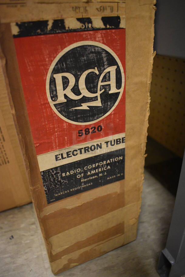 ALL ONE MONEY! Lot of 6 Various Units Including Electron Tubes! (Midtown 2: Room 105) - Image 7 of 9
