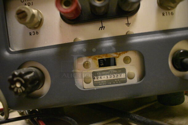 Hewlett Packard HP Model 412A DC Vacuum Tube Voltmeter. 7x7.5x11. (Midtown 2: Room 105) - Image 5 of 7