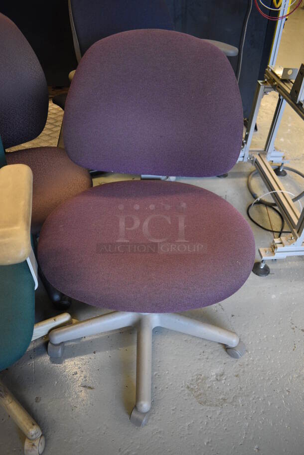 4 Various Office Chairs on Casters. Includes 24x18x37. 4 Times Your Bid! (Midtown 1: Room 122) - Image 3 of 5