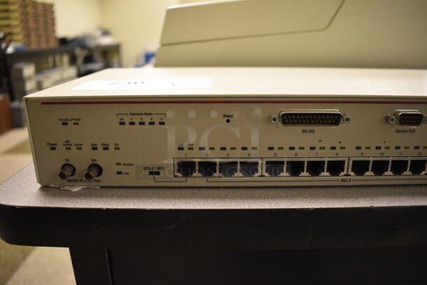SynOptics LattisHub 2814 Metal Port. 17.5x7.5x2.5. (Midtown 2: Room 105) - Image 2 of 4