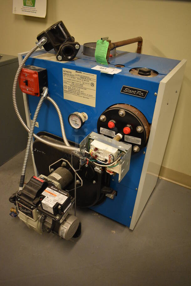 Slant Fin Model TR-30 PT Metal Oil Fired Cast Iron Boiler. 25x30x33. Unit Will Be Unhooked and Removed Before Pick Up Day. (Midtown 2: Room 130) - Image 2 of 7