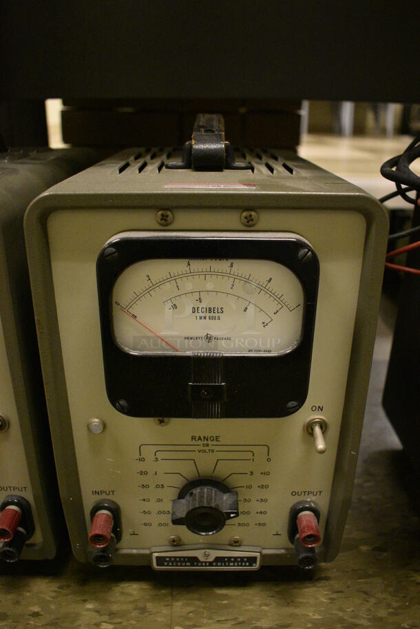 2 General Radio 400D Metal Vacuum Tube Voltmeter. 7x11x11. 2 Times Your Bid! (Midtown 2: Room 105) - Image 2 of 4