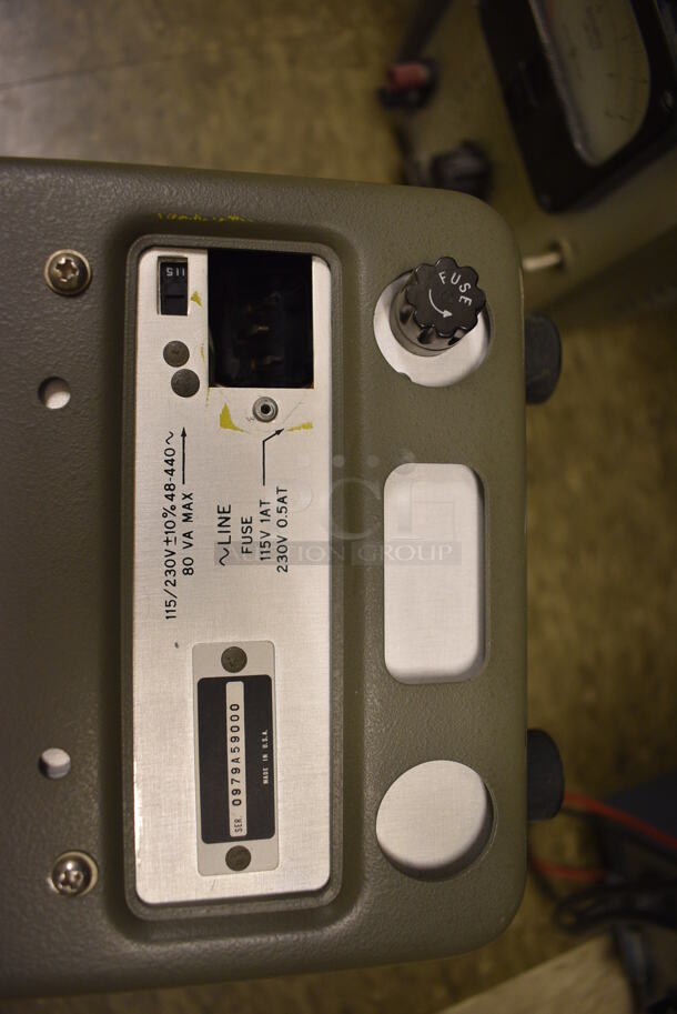 2 General Radio 400D Metal Vacuum Tube Voltmeter. 7x11x11. 2 Times Your Bid! (Midtown 2: Room 105) - Image 4 of 4