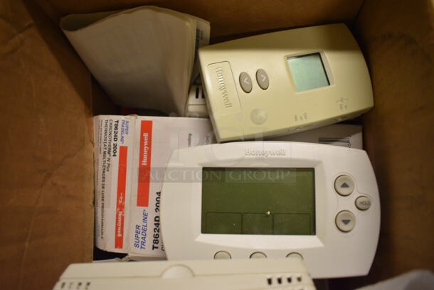ALL ONE MONEY! Lot of 11 Various Honeywell Control Panels! Includes 6x1x4. (Midtown 2: Room 130) - Image 3 of 4