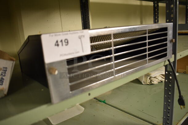 Metal Box. 19x14x5.5. (Midtown 2: Room 130) - Image 2 of 4