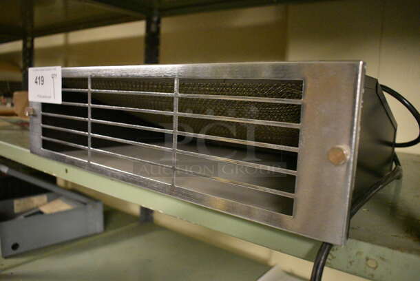 Metal Box. 19x14x5.5. (Midtown 2: Room 130) - Image 3 of 4