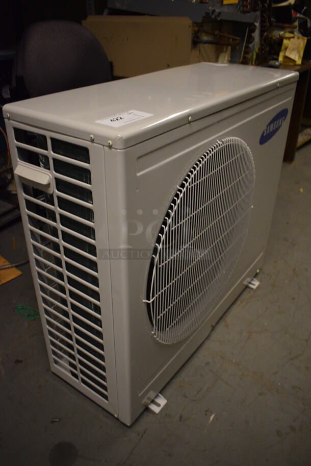 Samsung Model UCH2800C Metal Split Type Heater. Heat Pump Only - Does Not Come w/ Heat Fan. 208/230 Volts, 1 Phase. 35x12x32. (Midtown 2: Room 130) - Image 4 of 6