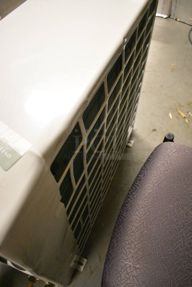 Samsung Model UCH2800C Metal Split Type Heater. Heat Pump Only - Does Not Come w/ Heat Fan. 208/230 Volts, 1 Phase. 35x12x32. (Midtown 2: Room 130) - Image 6 of 6
