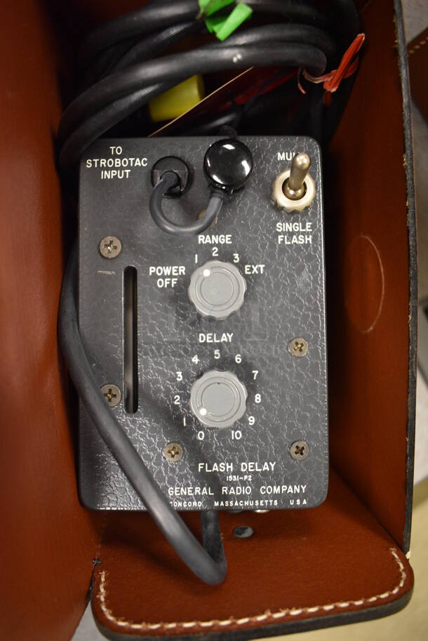General Radio Flash Delay. 3.5x4x5. (Midtown 2: Room 105) - Image 2 of 4