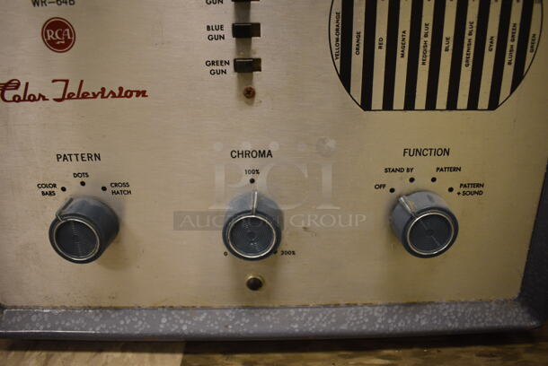 RCA Model WR-64B Color Television Color Bar / Dot / Crosshatch Generator. 14x7x10. (Midtown 2: Room 105) - Image 3 of 5