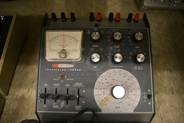2 BK Precision Units; Model 501 Semiconductor Curve Tracer and Transistor Tester. 10x10x4, 11x10x5.5. 2 Times Your Bid! (Midtown 2: Room 105) - Image 2 of 4