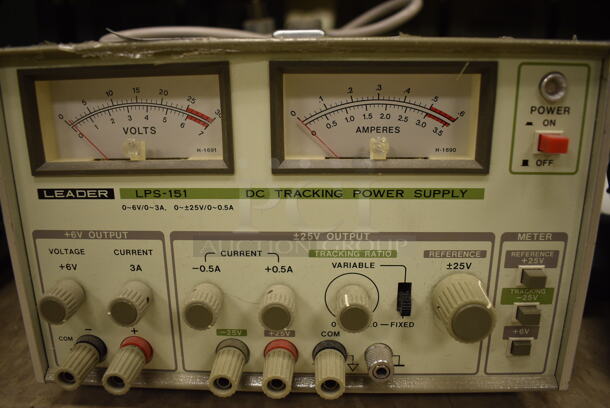 Leader Model LPS-151 DC Tracking Power Supply. 8.5x13x6. (Midtown 2: Room 105) - Image 3 of 5