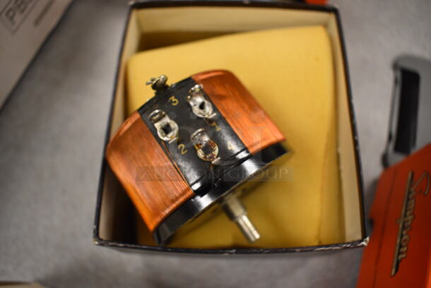 BRAND NEW IN BOX! Simpson Type 10 Powerstat. 3x3x2.5. (Midtown 2: Room 105) - Image 2 of 6