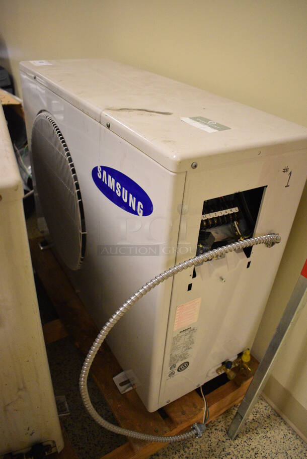 Samsung Model US18A6RC Metal Commercial Split Type Air Conditioner. Cooling Unit Only - Does Not Come w/ Fan Coil. 208/230 Volts, 1 Phase. 35x13x25. (Midtown 2: Hallway) - Image 5 of 5