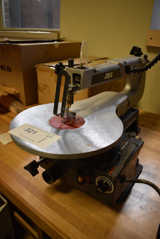 Skil Metal Countertop 16" Scroll Saw. 120 Volts, 1 Phase. 26x12x13. 2416-LH - Image 1 of 8