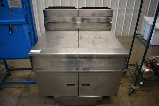 AMAZING! 2015 Pitco Frialator Model SG18 Stainless Steel Commercial Natural Gas Powered 2 Bay Deep Fat Fryer w/ 2 Lids and Filtration System on Commercial Casters. 140,000 BTU. 40x35x48 - Image 2 of 10