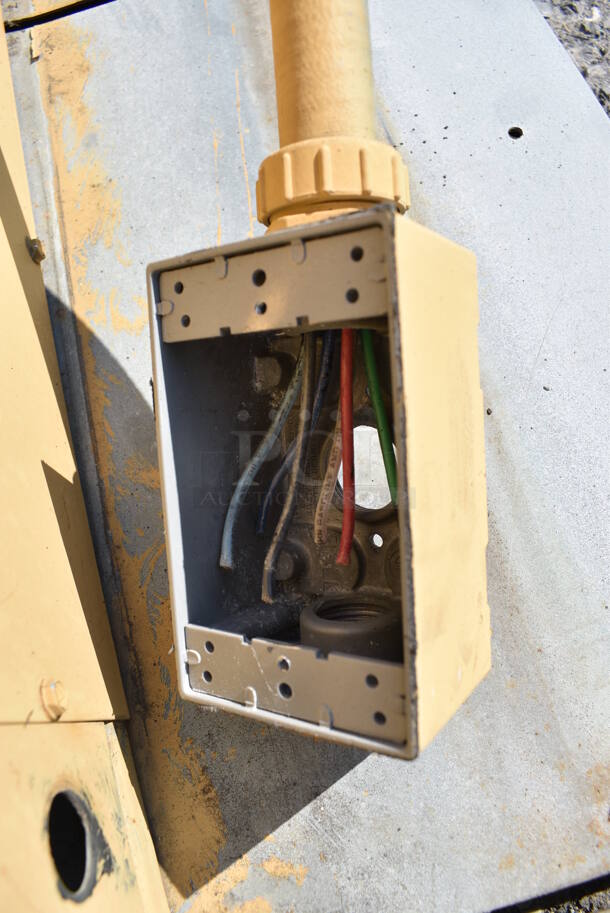 Metal Commercial Compressor for Walk In. 208-230 Volts, 3 Phase. 60x30x18 - Image 5 of 7